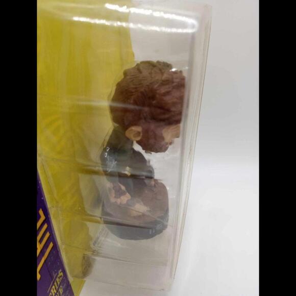 Universal Studios Monsters Little Big Heads - The Wolf Man - Series 1 - Sideshow - Picture 5 of 5